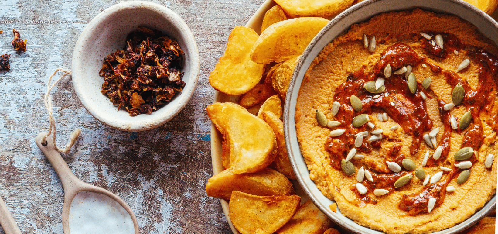 Острые картофельные дольки Pati Parts Tex Mex с хумусом из вяленых томатов