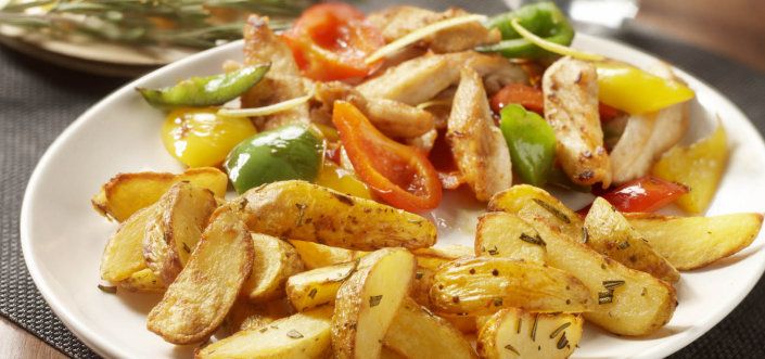 Лимонная курица по-сицилийски с картофельными дольками в кожуре Pati Parts