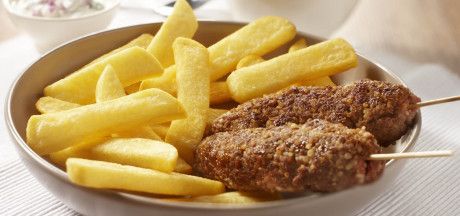 Кебаб с крупным картофелем фри